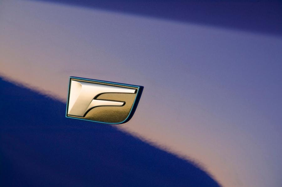  Lexus IS-F 2010 года  (фото 128 из 140)